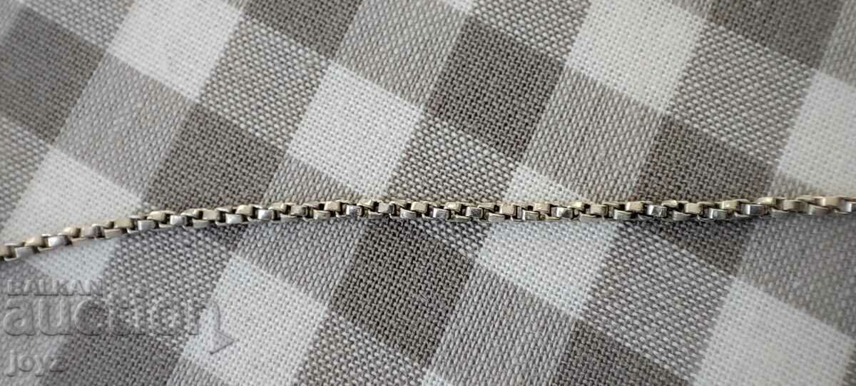 Auction SILVER NECKLACE WITH BALLS AND STARS 5.58 g/SAMPLE 925 Auction SILVER NECKLACE WITH BALLS AND STARS 5.58 g/SAMPLE 925