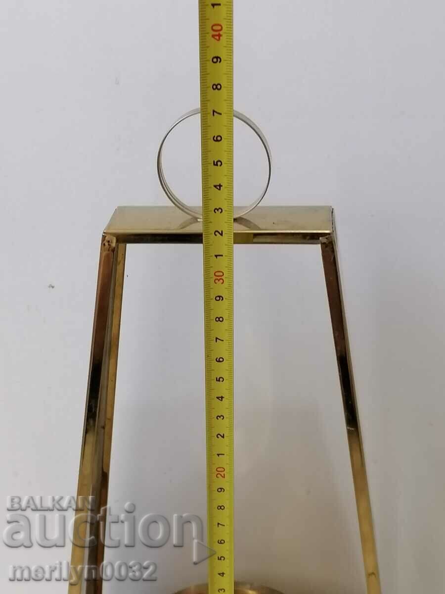 Delivery of Portable candle holder brass decor, candelabra Delivery of Portable candle holder brass decor, candelabra