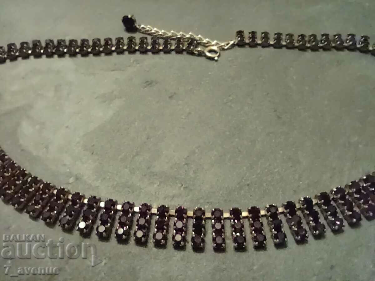 Auction Necklace, necklace, jewelry, style and level, 03/23/24 Auction Necklace, necklace, jewelry, style and level, 03/23/24