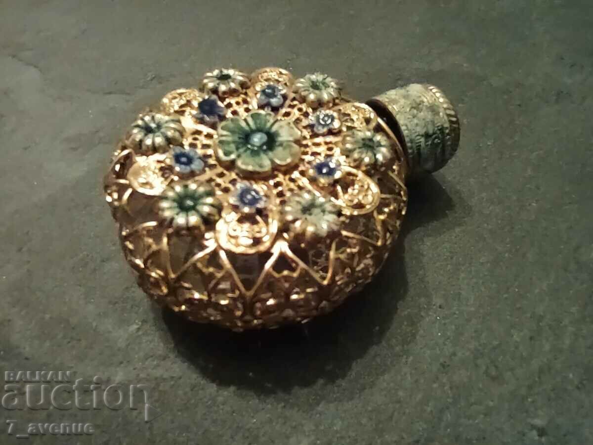 Licitație Flacon de parfum, email, feronerie, flori, 23/03/24