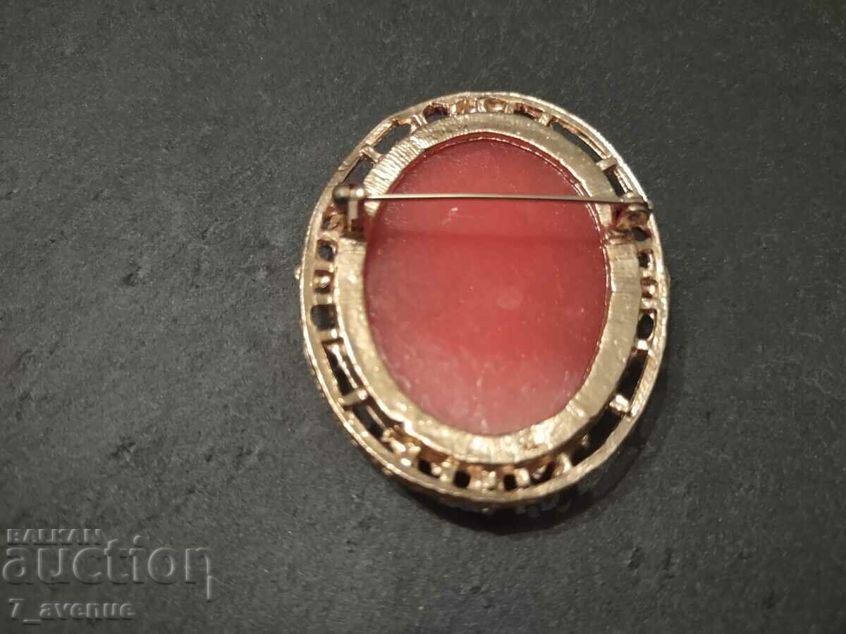 Delivery of Brooch, modern, large, 23.03.24 Delivery of Brooch, modern, large, 23.03.24