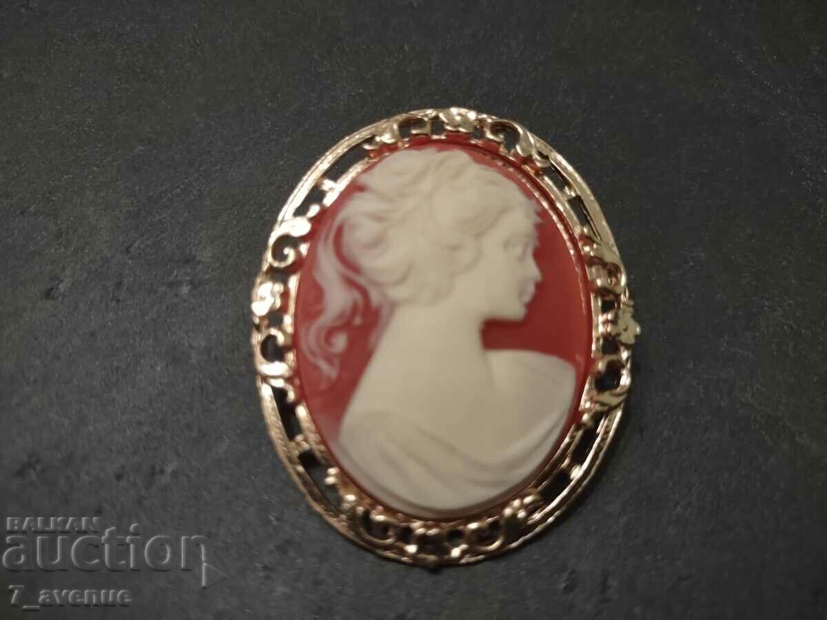 Brooch, modern, large, 23.03.24 Brooch, modern, large, 23.03.24