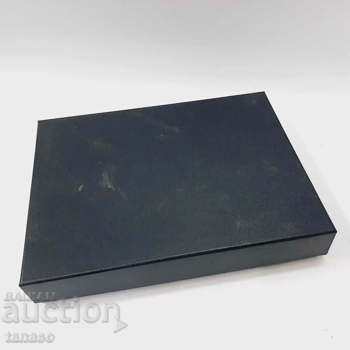 Promotional leather folder with built-in external battery(7.4) - 6 Promotional leather folder with built-in external battery(7.4) - 6