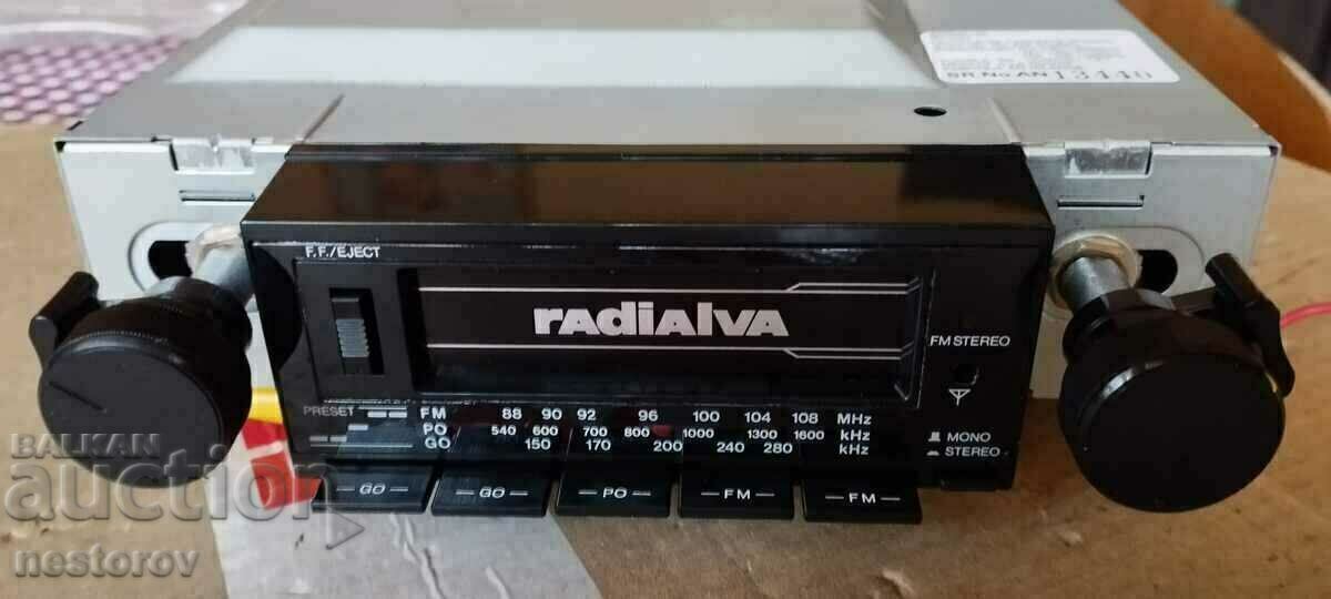 VINTIC CAR RADIO CASSETTE - 5 VINTIC CAR RADIO CASSETTE - 5