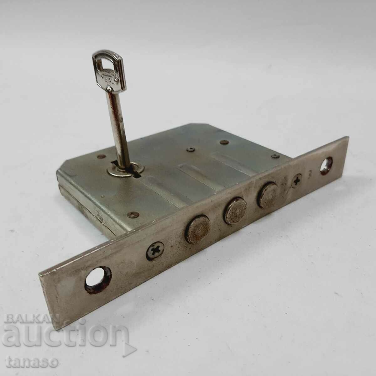 Lock with cash key(8.3) - 5 Lock with cash key(8.3) - 5