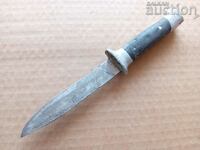 retro fender type knife