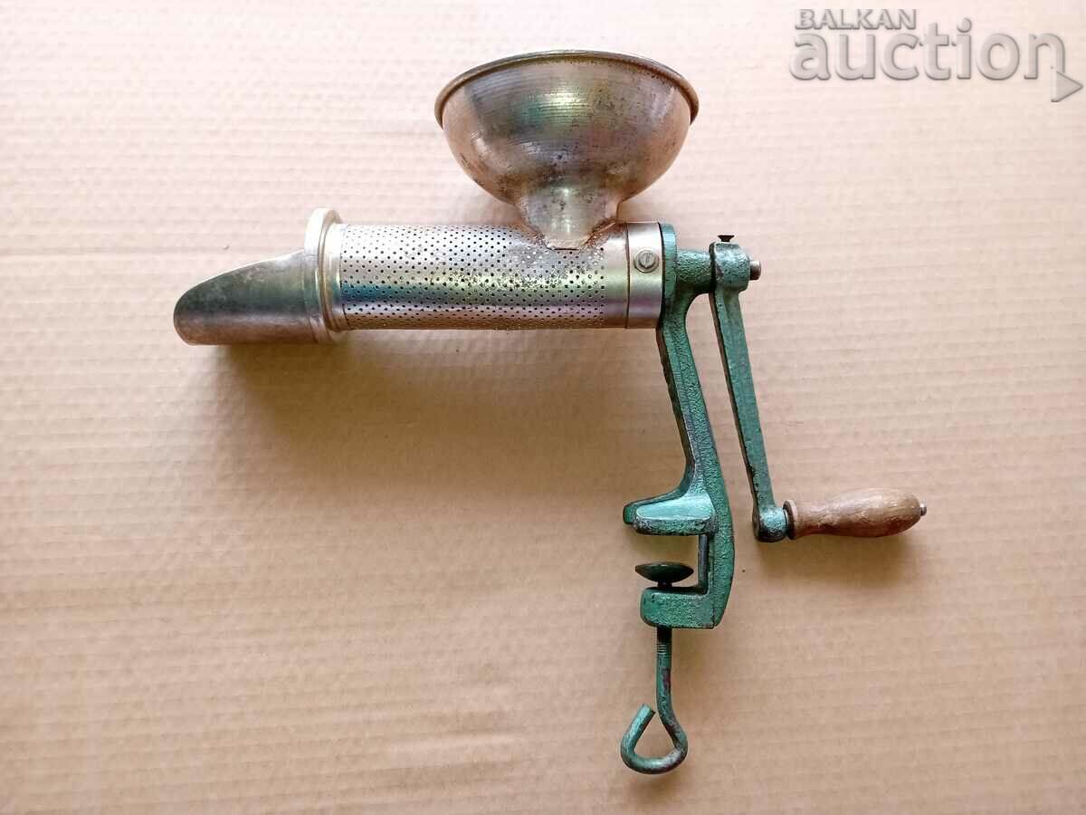 Auction  Old tomato grinder tomato grinder