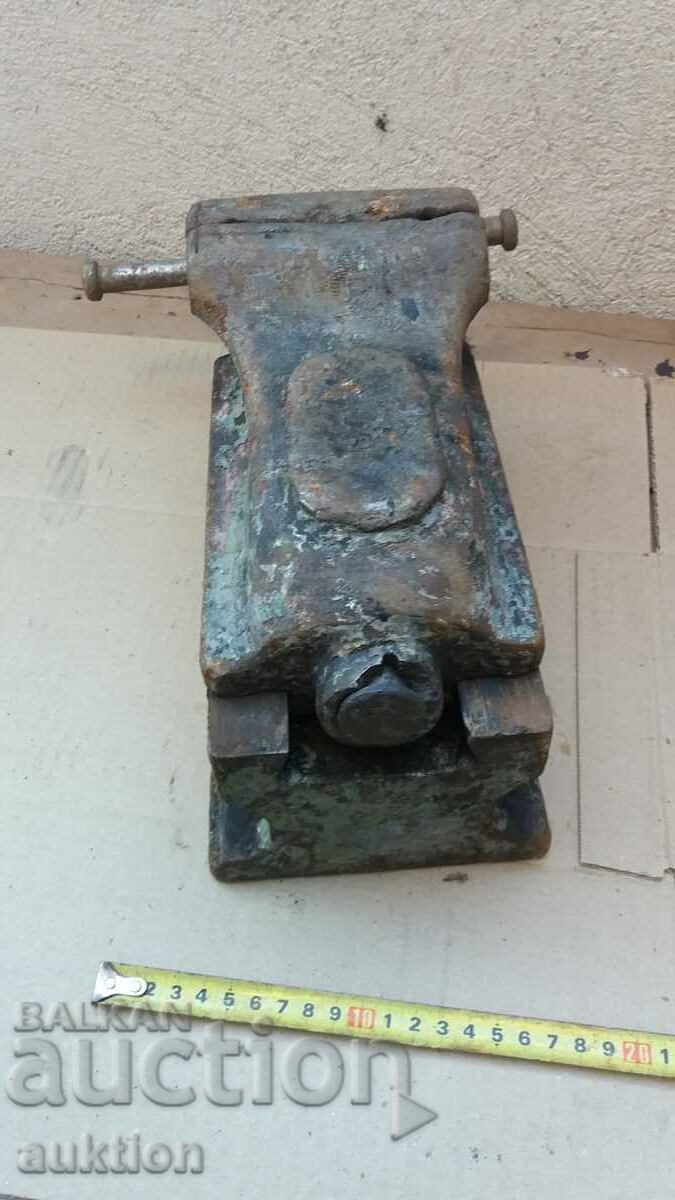 MASSIVE METAL VICE - 22 KG. - 5 MASSIVE METAL VICE - 22 KG. - 5