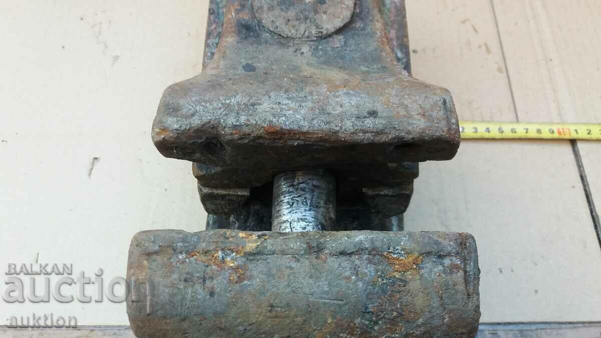 MASSIVE METAL VICE - 22 KG. - 6 MASSIVE METAL VICE - 22 KG. - 6