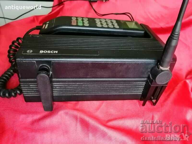 Licitație Telefon mobil retro auto GSM BOSH Cartel Licitație Telefon mobil retro auto GSM BOSH Cartel