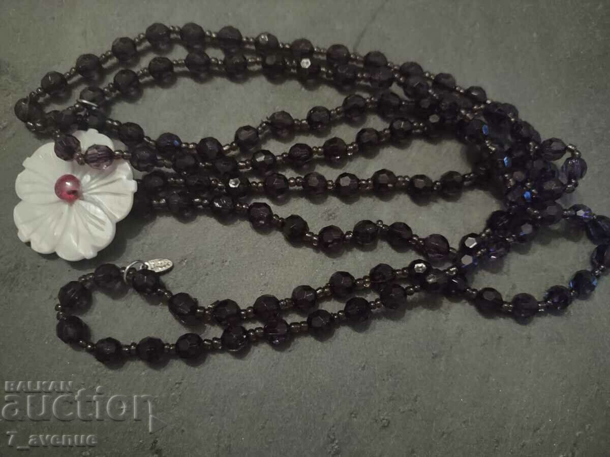 Long beautiful necklace with mother-of-pearl flower, Markov, 25,03.24 - 6 Long beautiful necklace with mother-of-pearl flower, Markov, 25,03.24 - 6