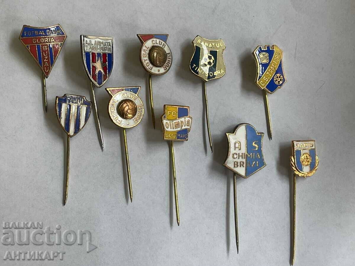 #2 Romania football 10 pieces badges signs 1960-1990.