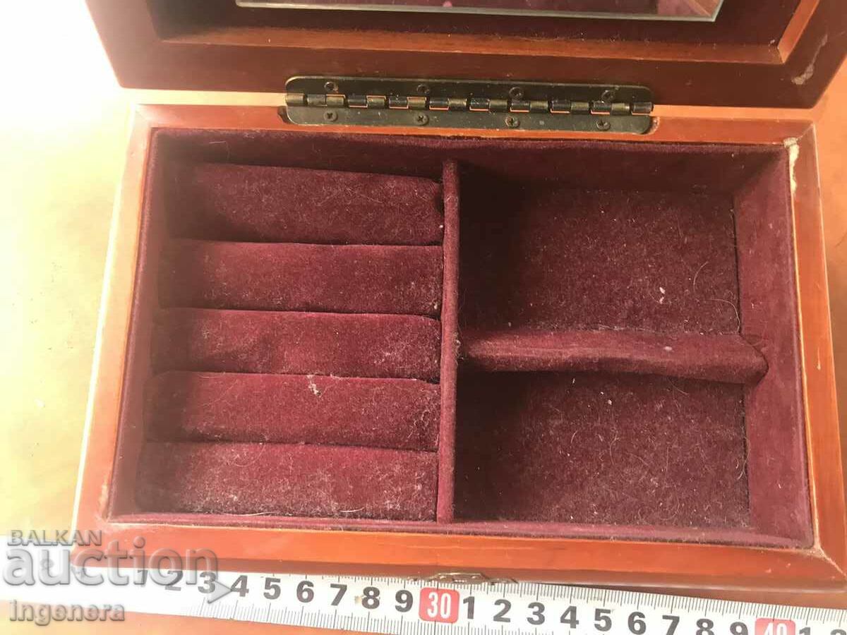 WOODEN FABRIC MIRROR BOX FOR LADIES - 5 WOODEN FABRIC MIRROR BOX FOR LADIES - 5