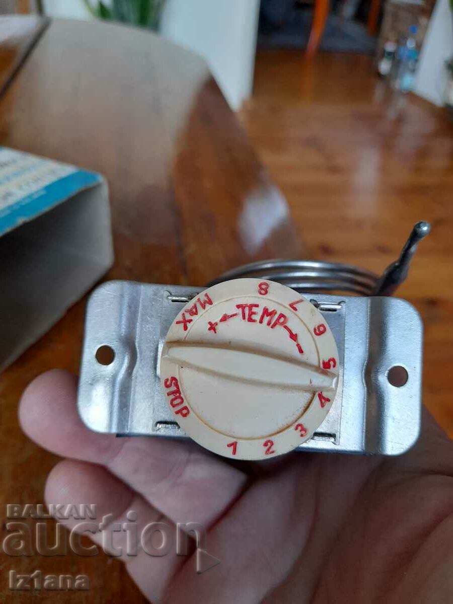 Livrarea Termostat vechi al frigiderului Livrarea Termostat vechi al frigiderului