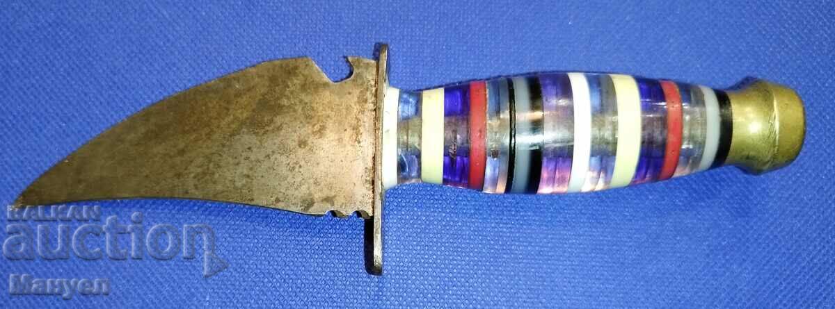 Auction An old knife. Auction An old knife.