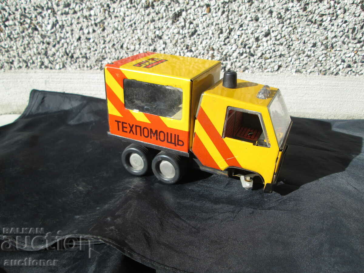 Auction METAL RARE TRUCK TECHNICAL ASSISTANCE REDUGA MT-14 USSR Auction METAL RARE TRUCK TECHNICAL ASSISTANCE REDUGA MT-14 USSR