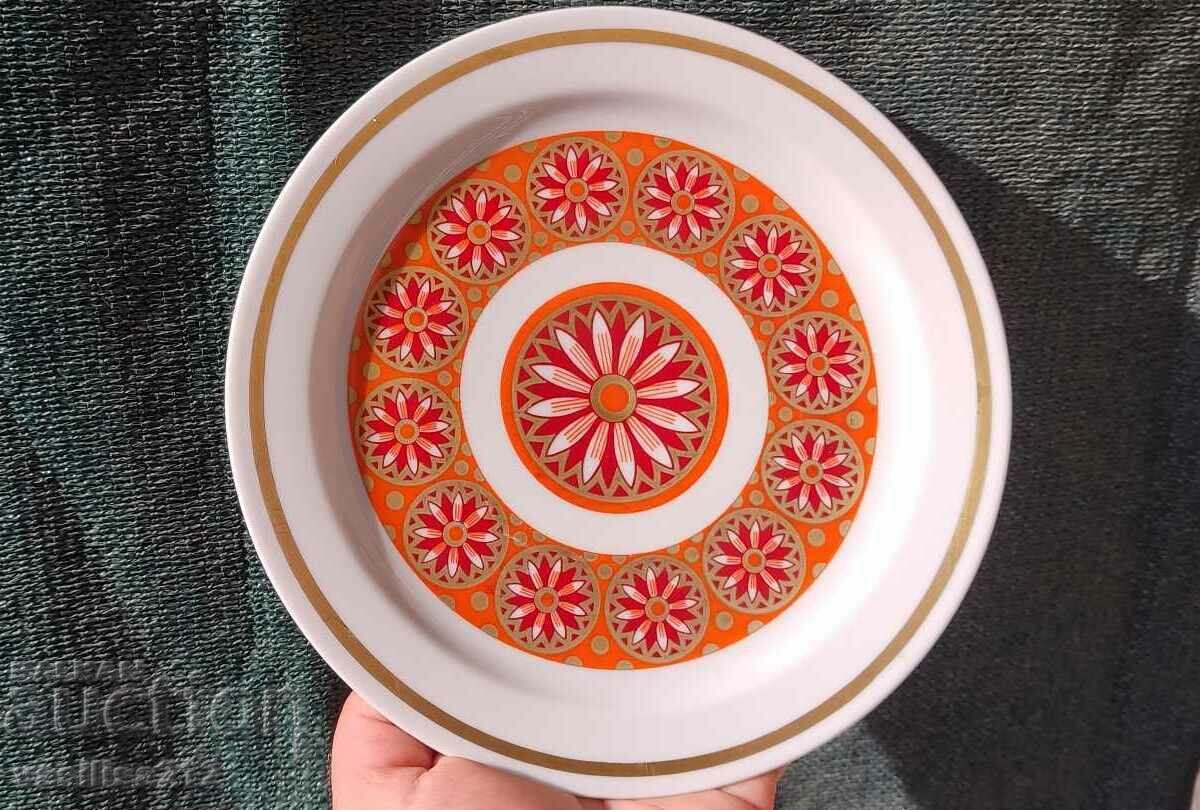 A porcelain plate!