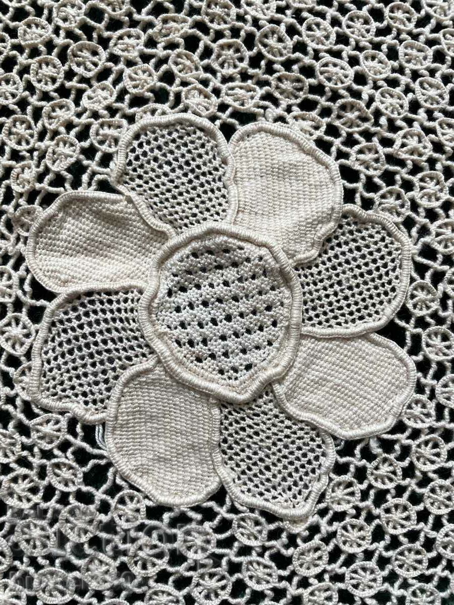 Аукцион Покривка,плетена-78 см