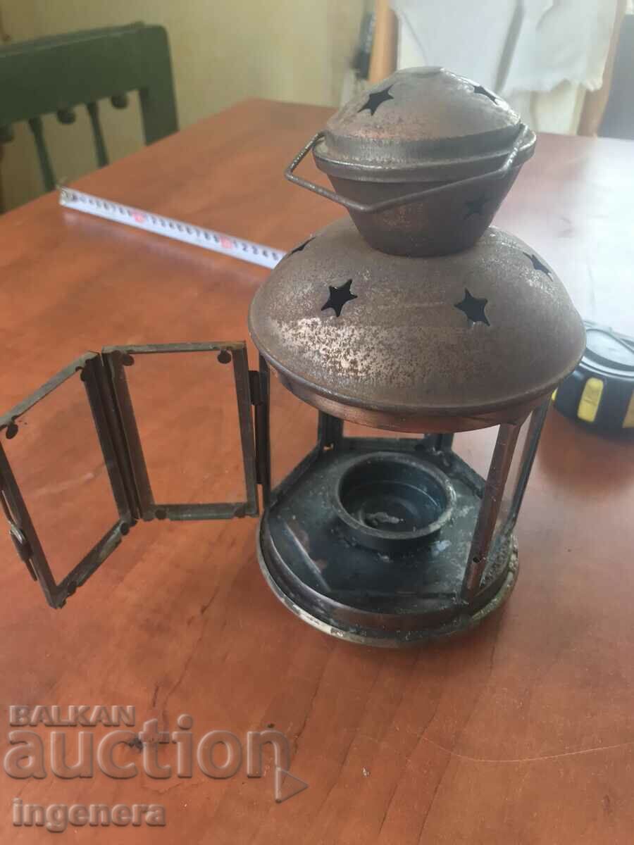 Auction LANTERN DECORATIVE METAL GLASS LIGHT CANDLE Auction LANTERN DECORATIVE METAL GLASS LIGHT CANDLE