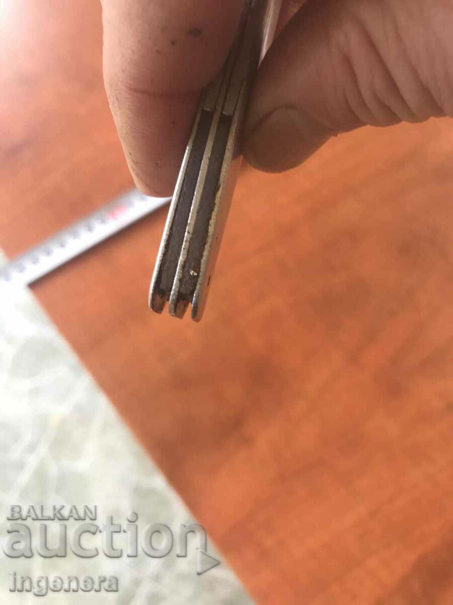 FOLDING KNIFE BLADE LEG METAL - 5 FOLDING KNIFE BLADE LEG METAL - 5