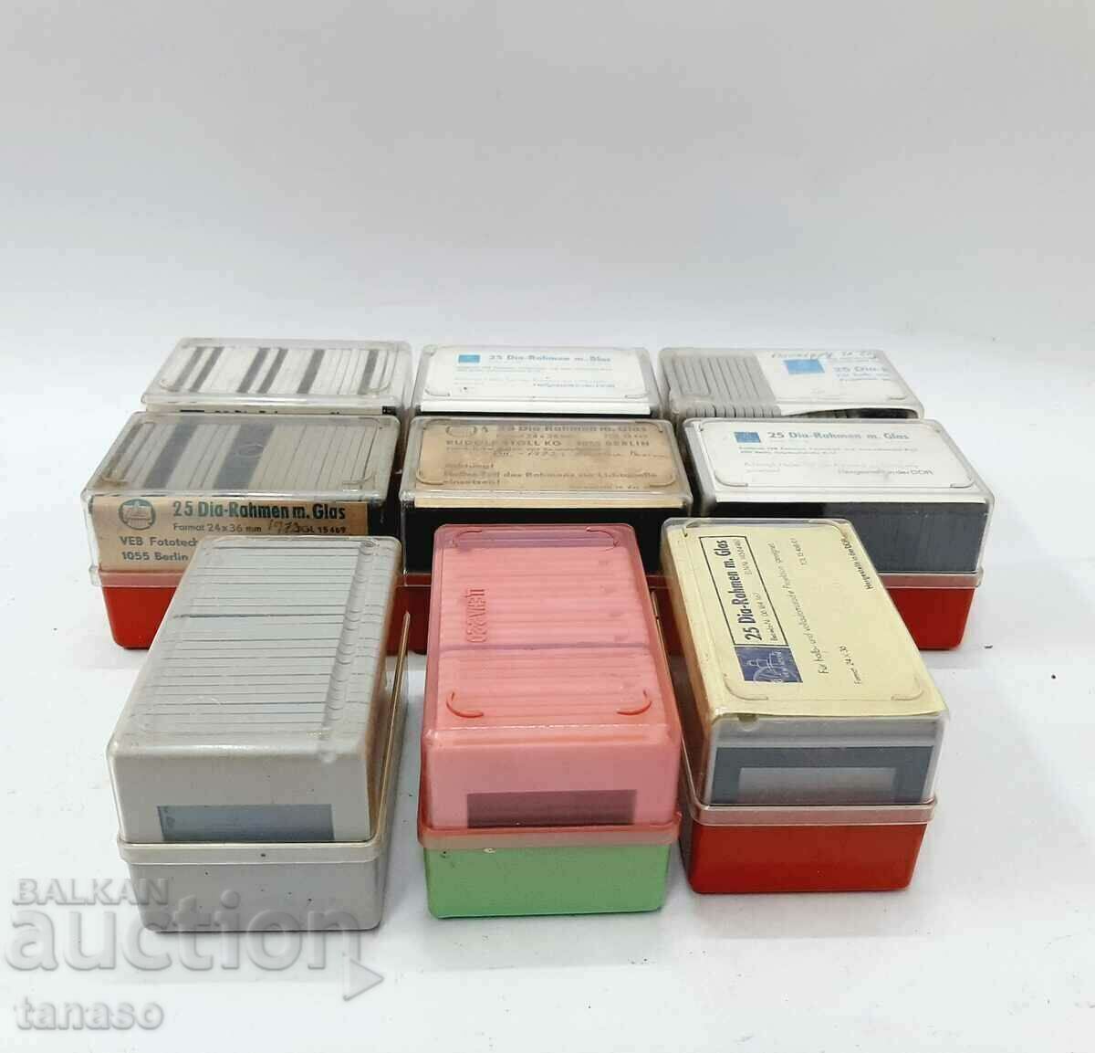 Delivery of Lot of 220 old slides in boxes (10.2) Delivery of Lot of 220 old slides in boxes (10.2)