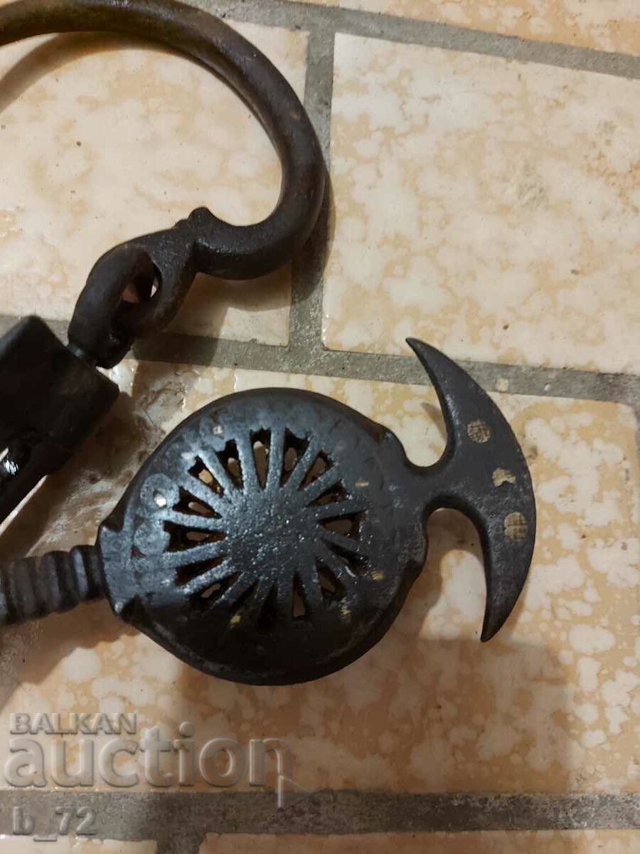 Old Ottoman scale, massive with price 95.00 BGN | € 48.57 Old Ottoman scale, massive with price 95.00 BGN | € 48.57