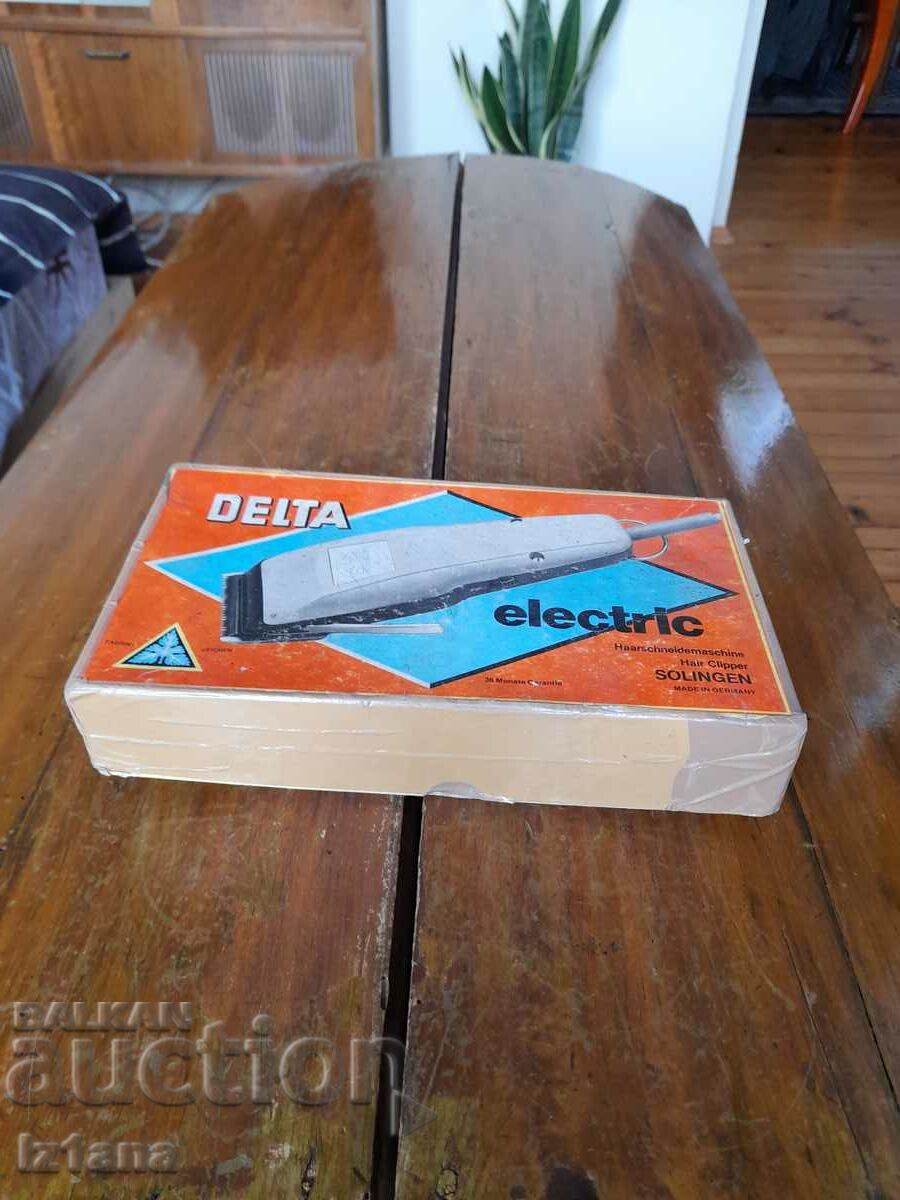 Old Delta Solingen electric clipper