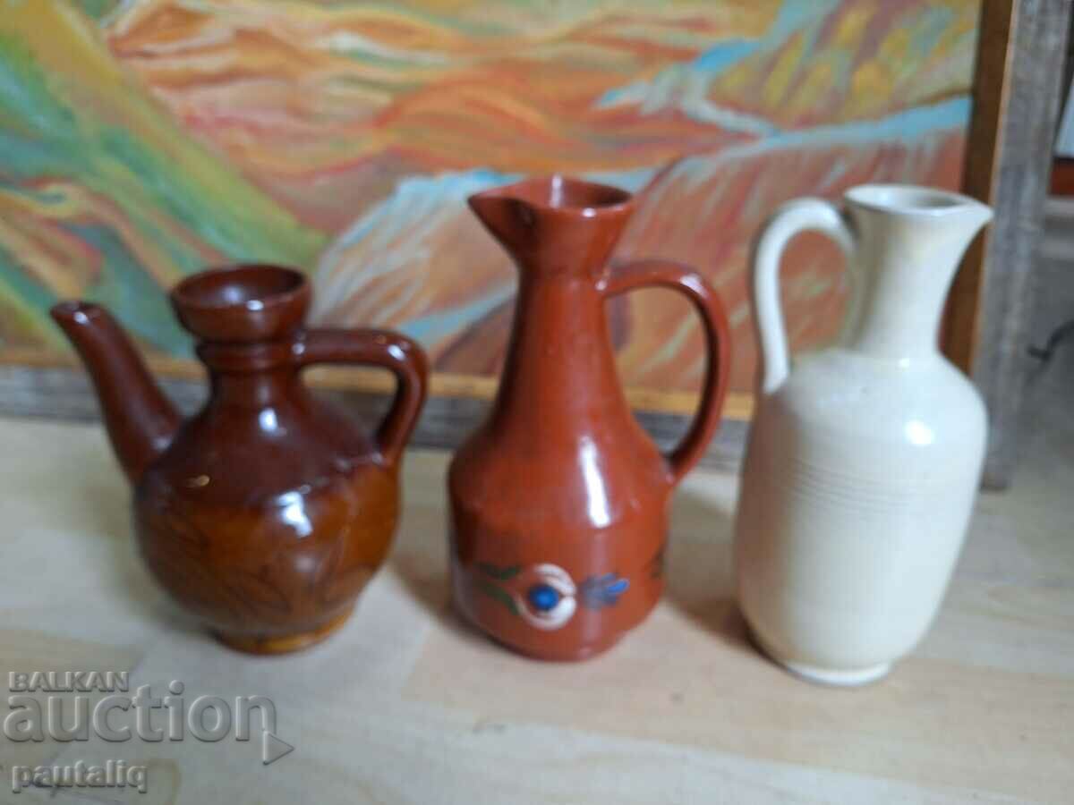 Delivery of LOT KANI KRONDIR VASE CERAMIC Delivery of LOT KANI KRONDIR VASE CERAMIC