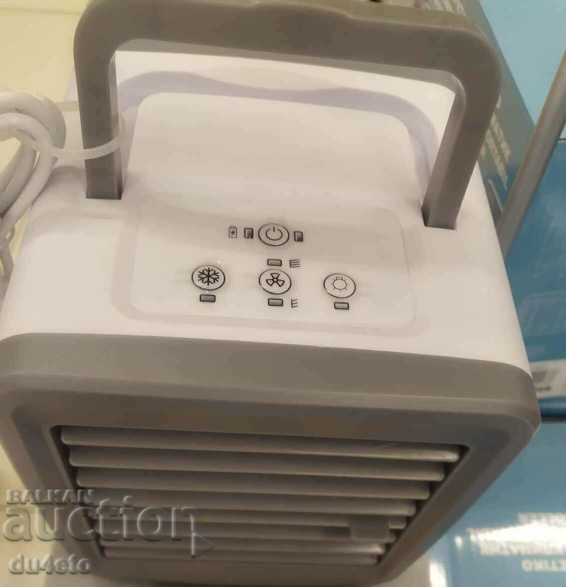 Portable portable air conditioner with mist and USB 5V-7W - 13x13.8x1 - 6