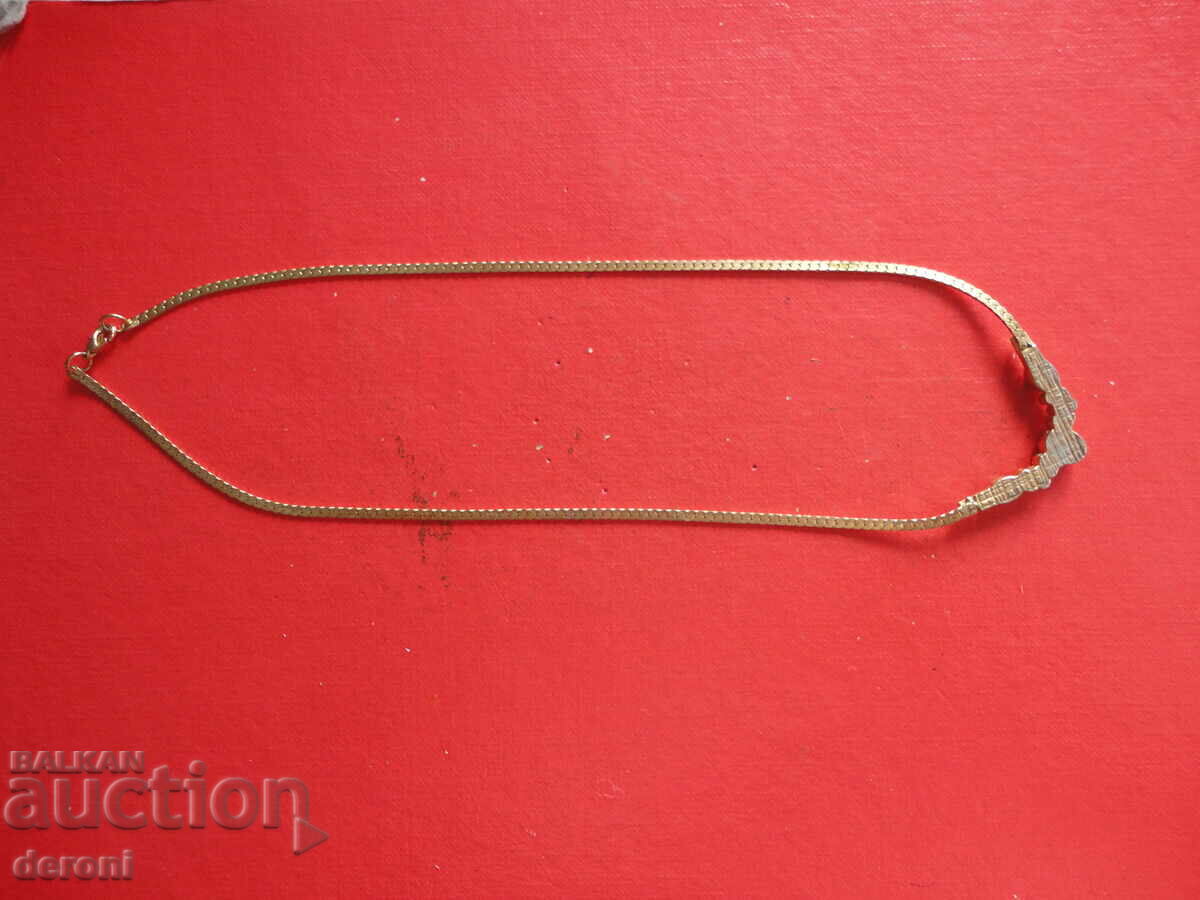 Livrarea Colier uimitor placat cu aur cu 6 pietre Livrarea Colier uimitor placat cu aur cu 6 pietre