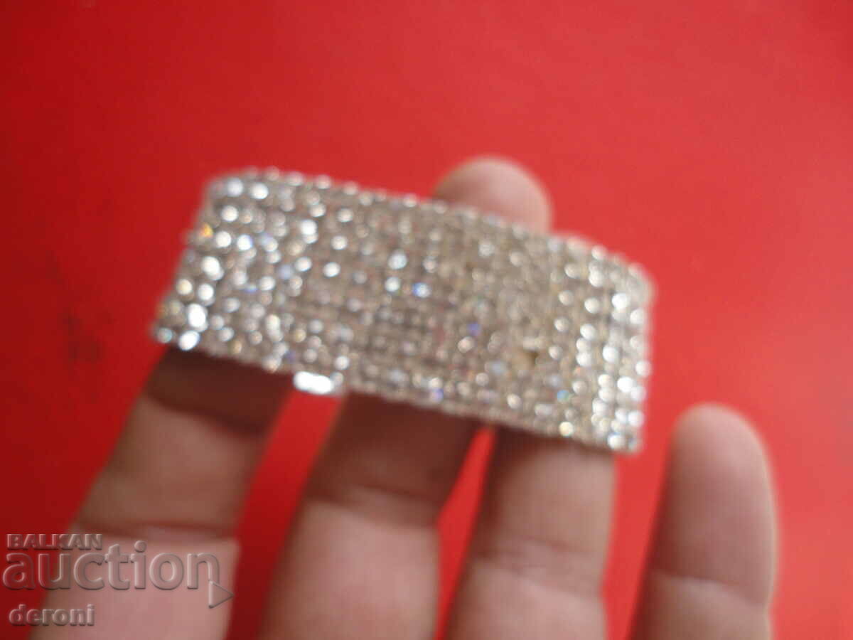 Amazing bracelet with stones with price 20.00 BGN | € 10.23