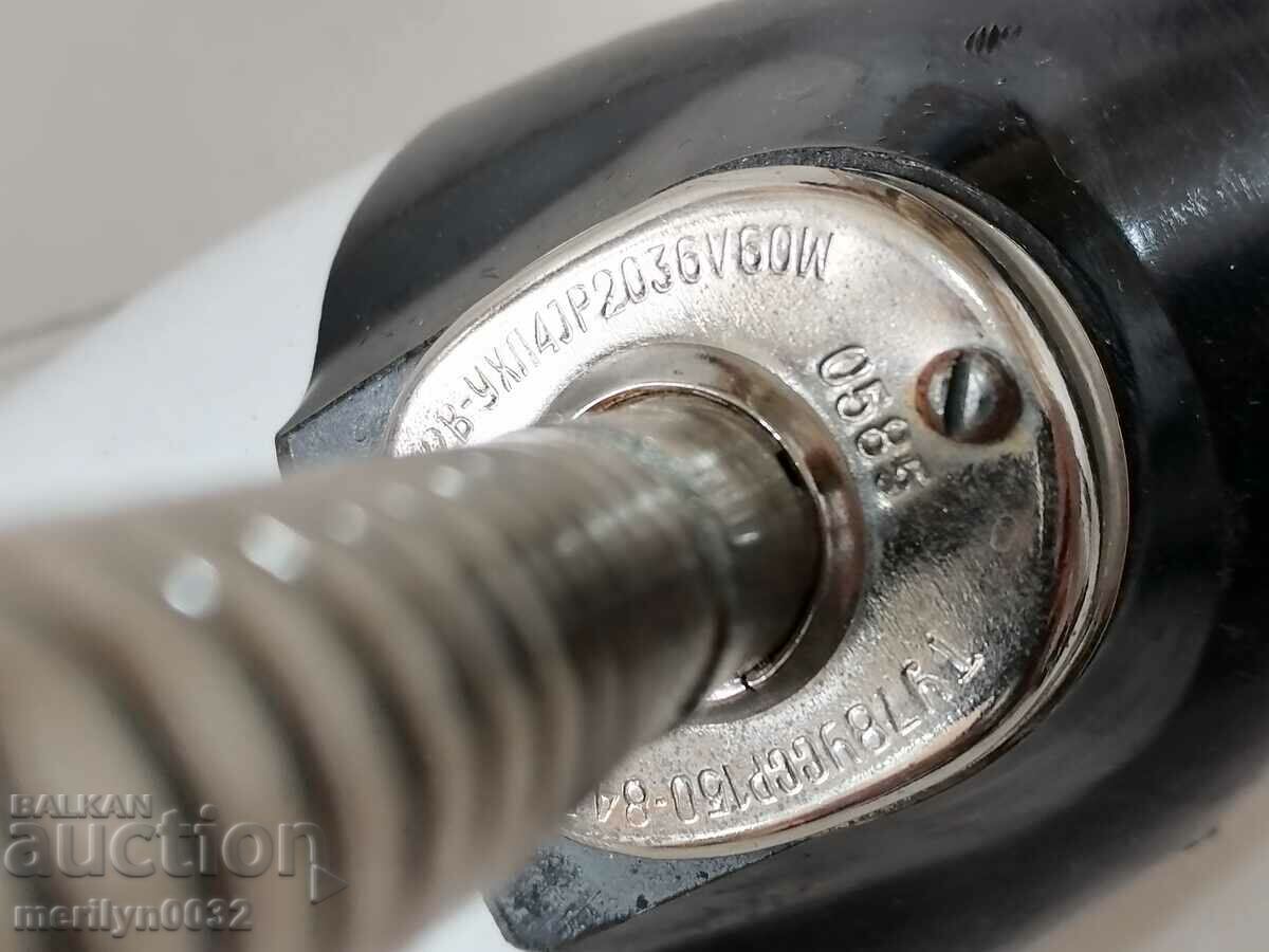 Auction Movable electric industrial lamp bakelite, USSR enamel Lux lampion Auction Movable electric industrial lamp bakelite, USSR enamel Lux lampion