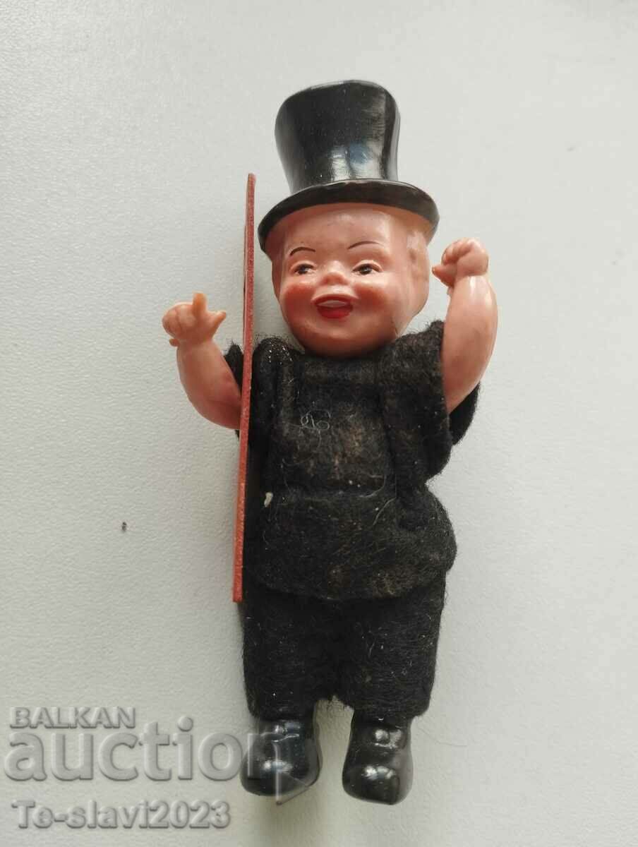 Стара малка   кукличка -Коминочиснач -Рядка