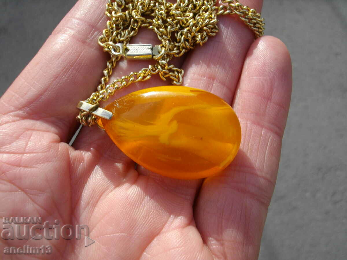 OLD NECKLACE NECKLACE PENDANT AMBER - 6 OLD NECKLACE NECKLACE PENDANT AMBER - 6