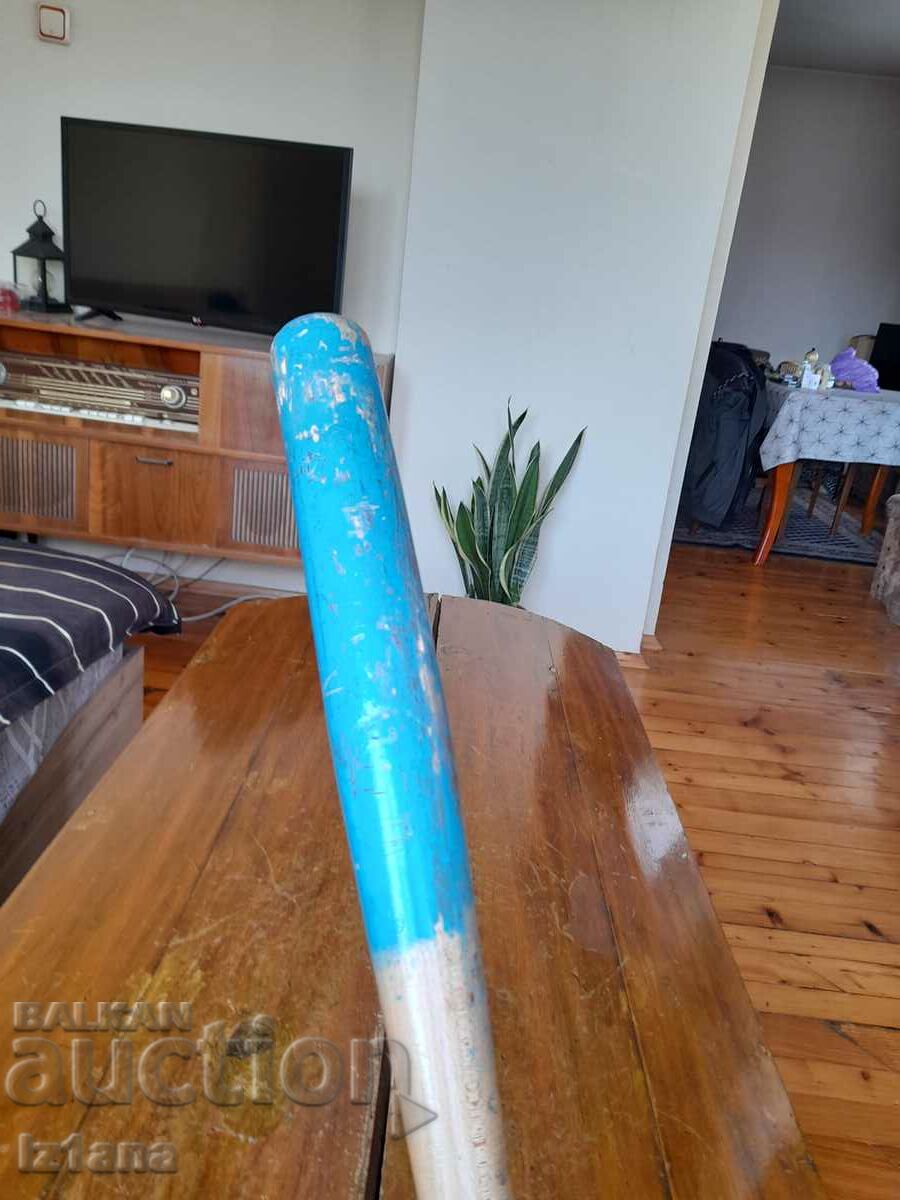 Old bat with price 45.00 BGN | € 23.01