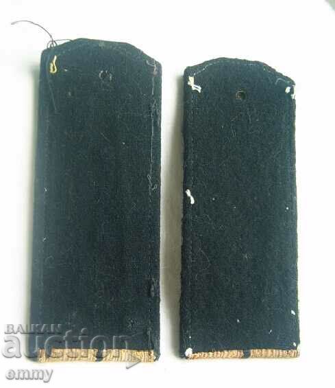 Old officers tinsel epaulettes, gold tinsel with price 12.00 BGN | € 6.14 Old officers tinsel epaulettes, gold tinsel with price 12.00 BGN | € 6.14