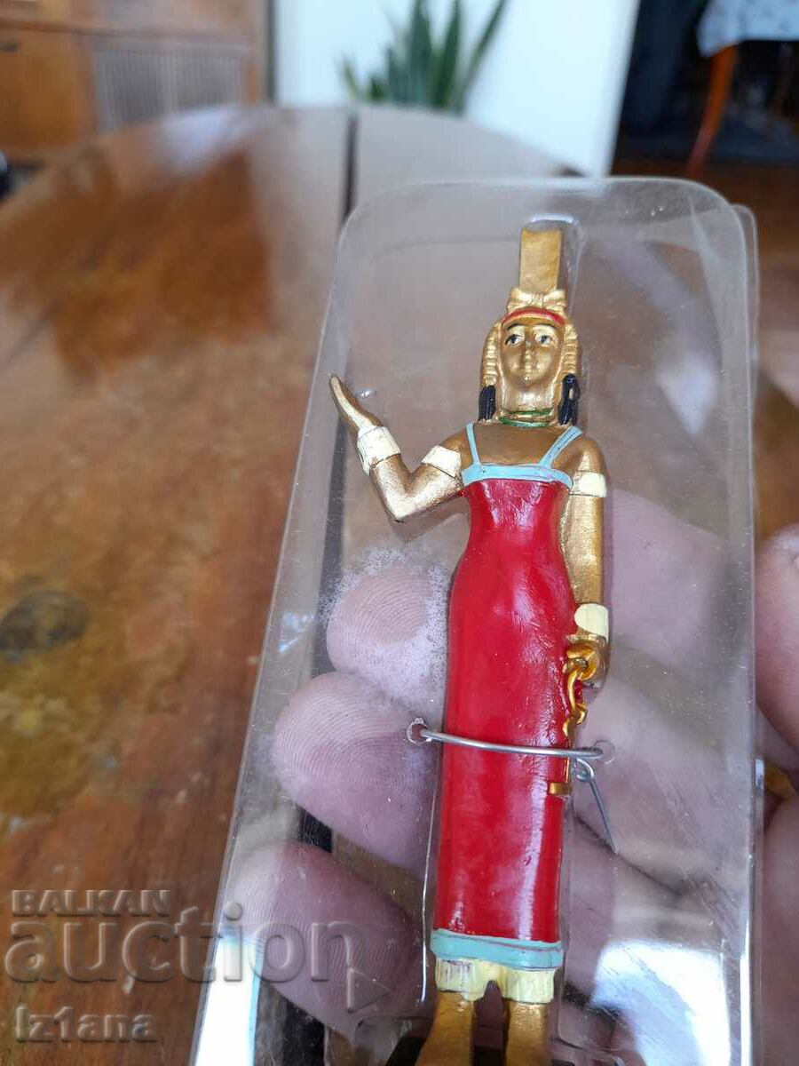 Old figurine, pharaoh Isis with price 42.00 BGN | € 21.47