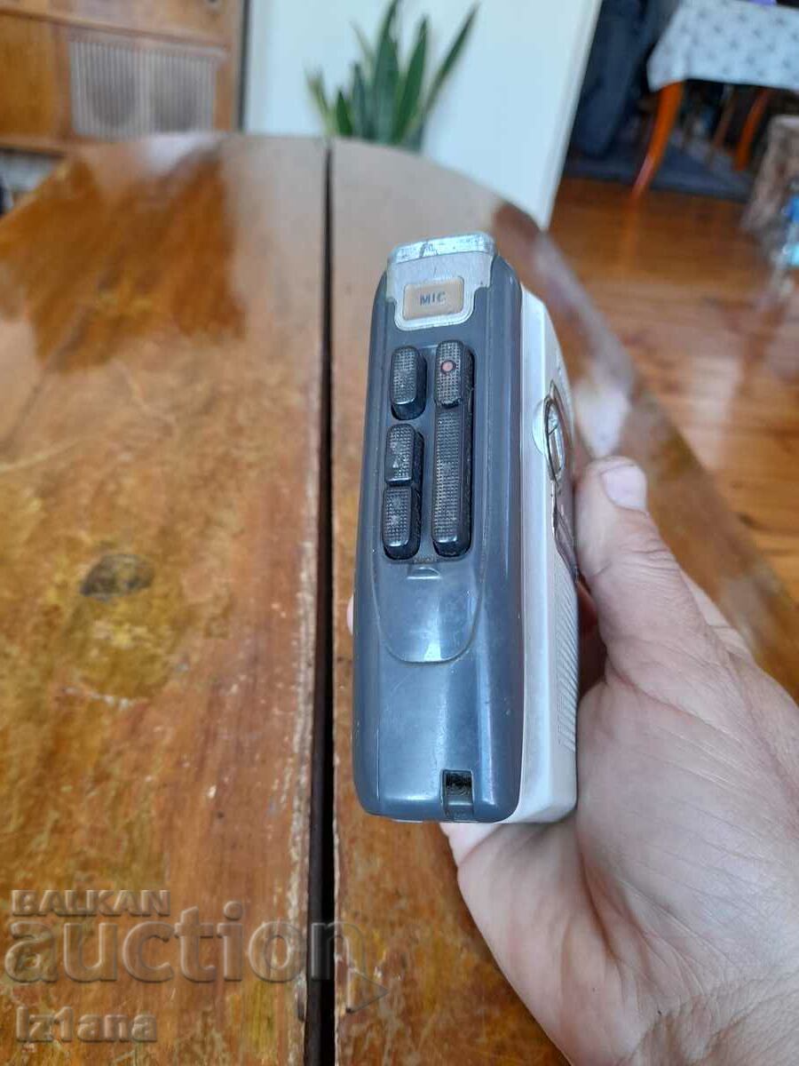 Old Panasonic voice recorder with price 12.00 BGN | € 6.14 Old Panasonic voice recorder with price 12.00 BGN | € 6.14