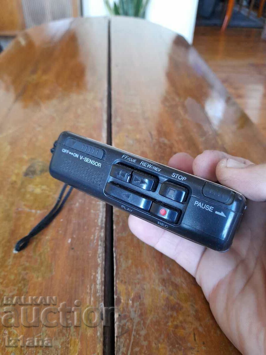 Old Aiwa voice recorder with price 27.00 BGN | € 13.80