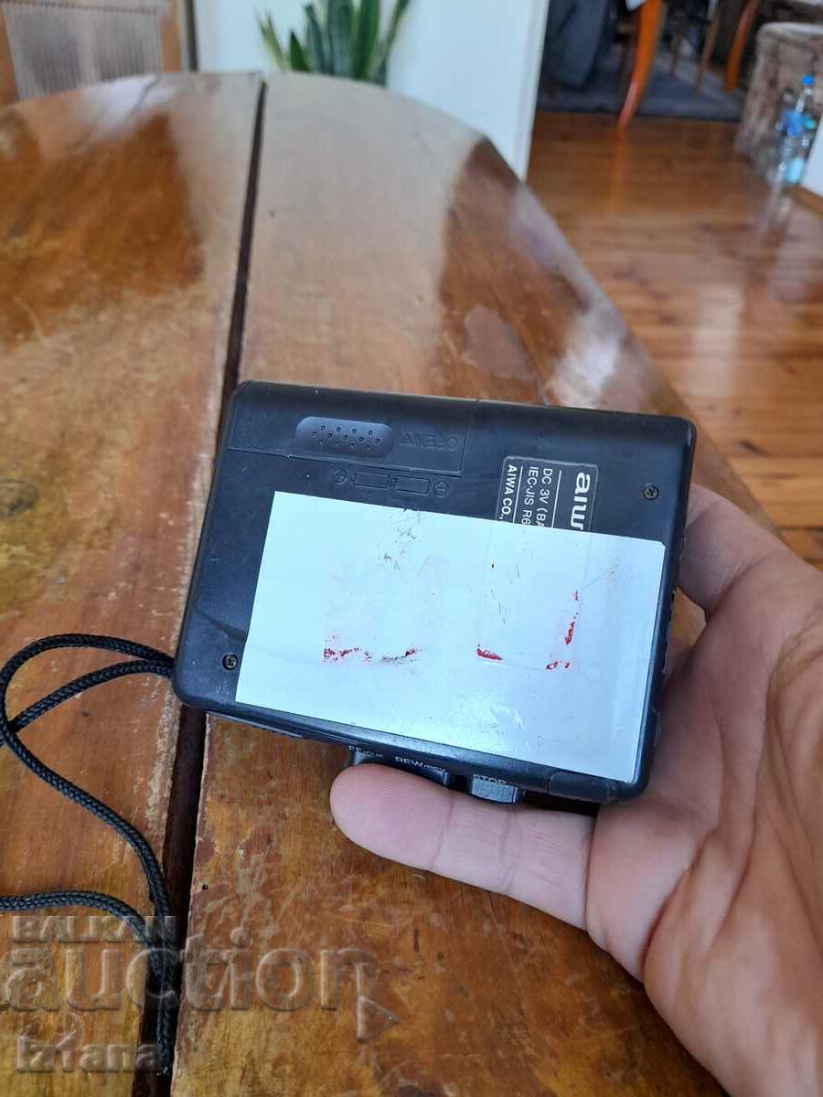 Old Aiwa voice recorder - 6