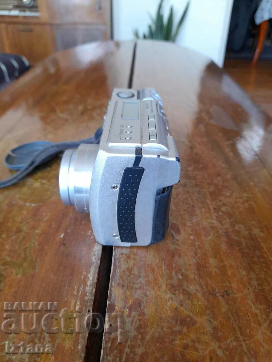 Old JVC camera with price 15.00 BGN | € 7.67 Old JVC camera with price 15.00 BGN | € 7.67