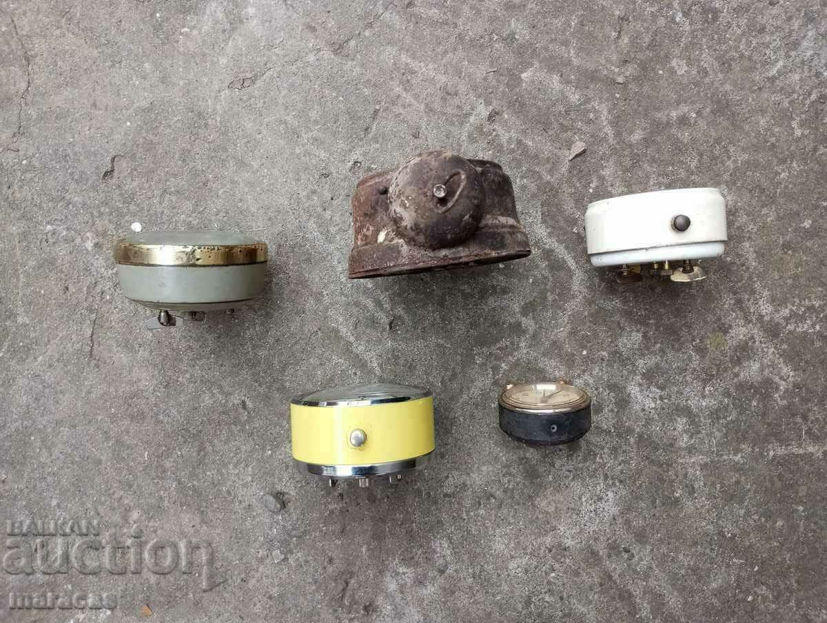 Delivery of Old alarm clocks Delivery of Old alarm clocks