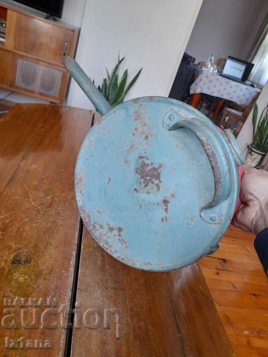 An old blower with price 65.00 BGN | € 33.23 An old blower with price 65.00 BGN | € 33.23