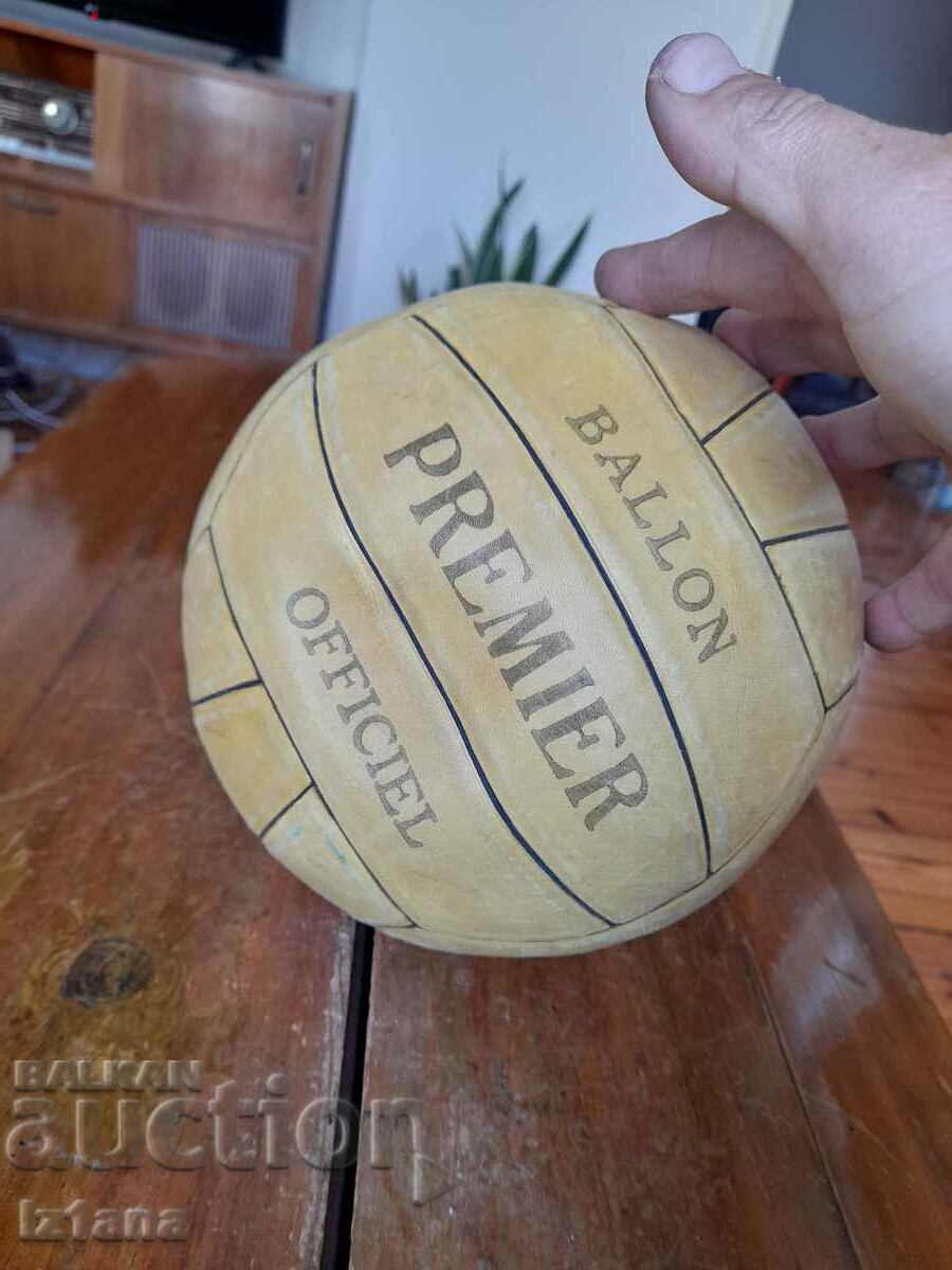 Delivery of Gala volleyball ball Delivery of Gala volleyball ball