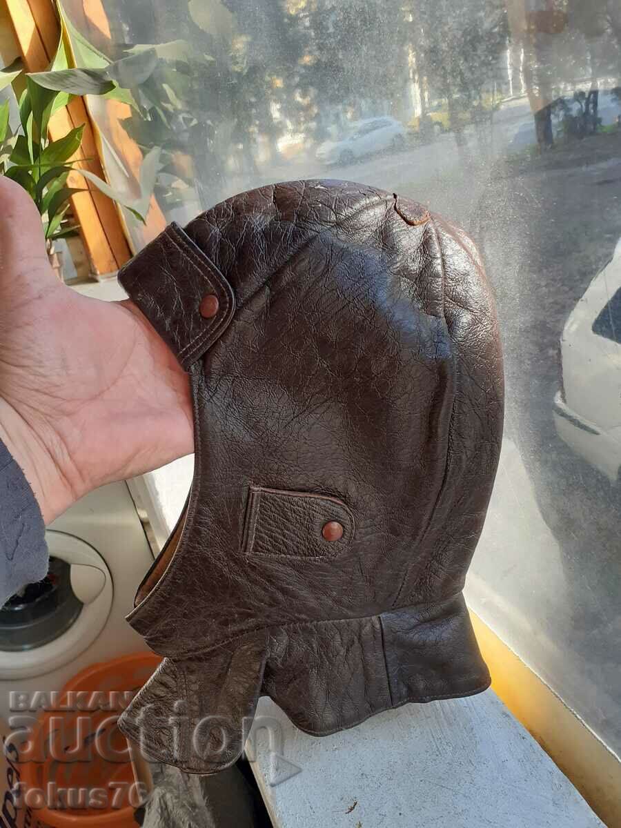 Great leather pilot helmet bonnet VSV with price 180.00 BGN | € 92.03 Great leather pilot helmet bonnet VSV with price 180.00 BGN | € 92.03