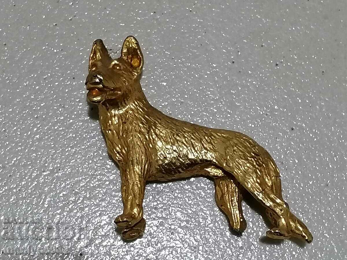 Auction Statuette, figure figurine plastic Auction Statuette, figure figurine plastic