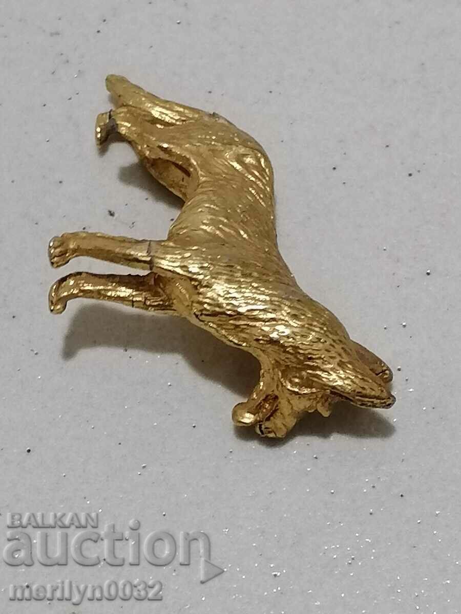 Delivery of Statuette, figure figurine plastic Delivery of Statuette, figure figurine plastic