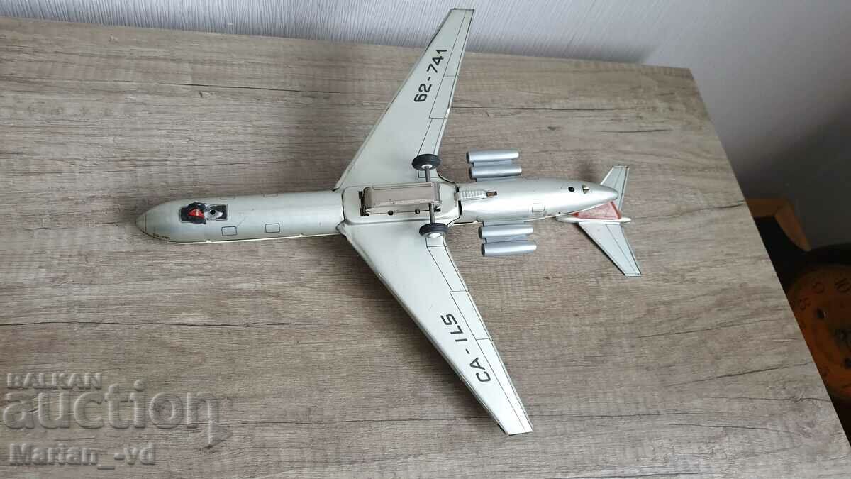 Old social tin toy Soviet IL-62 aircraft - 7 Old social tin toy Soviet IL-62 aircraft - 7