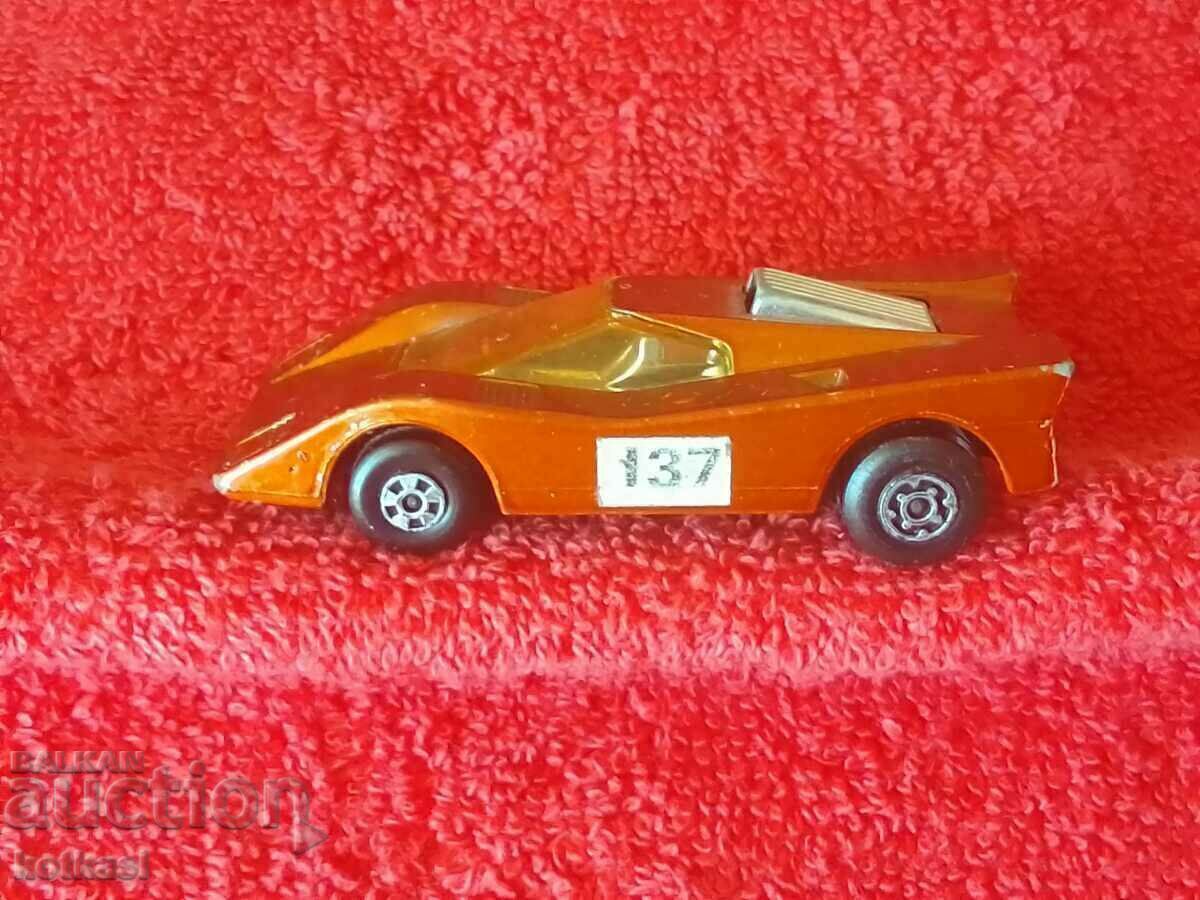 Vintage MACHBOX ANGLIA 1971 LESNEY HAIRY HUSTLER cu preț 21.00 BGN | € 10.74