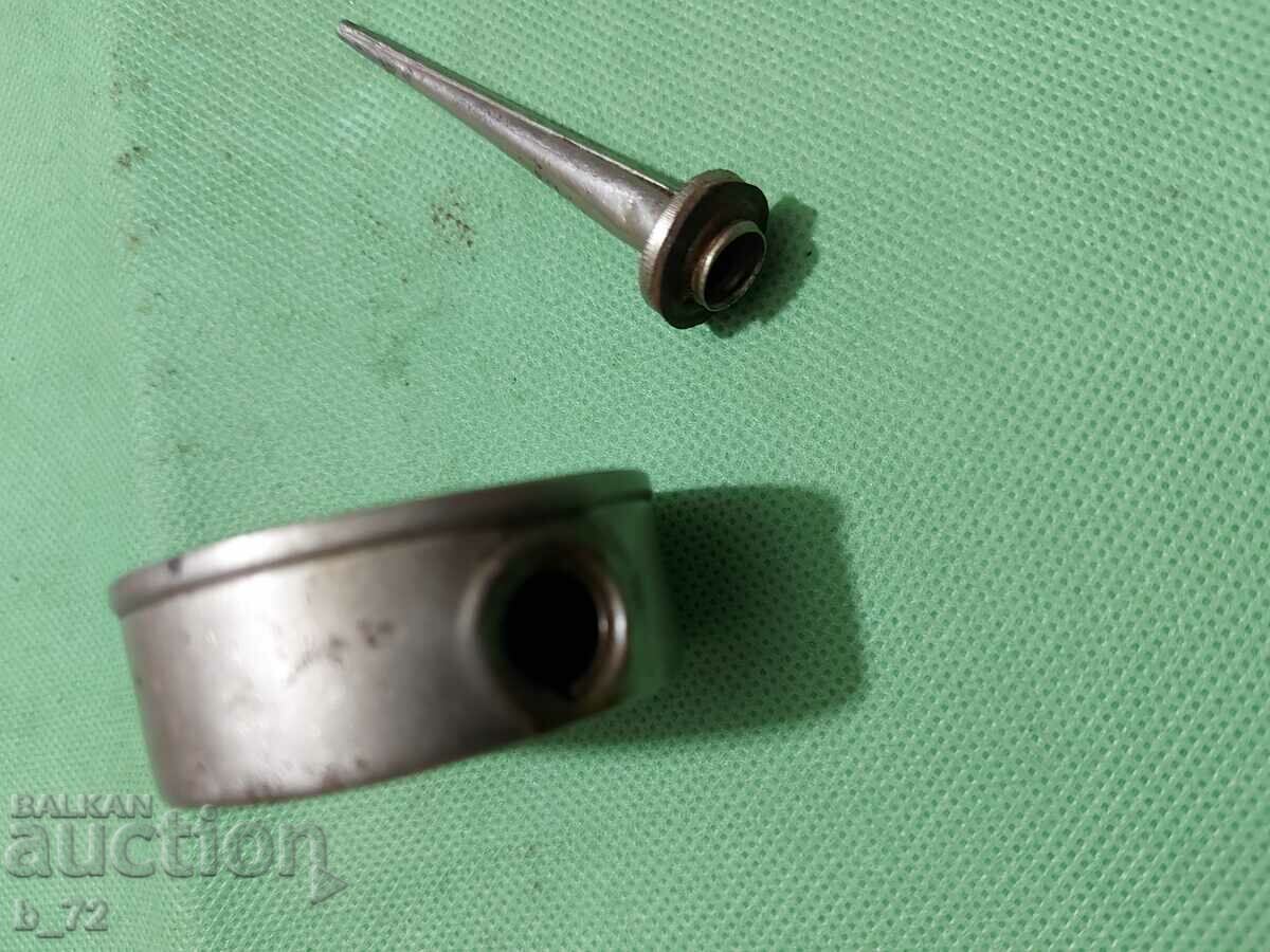 Delivery of Old military oil pan Delivery of Old military oil pan